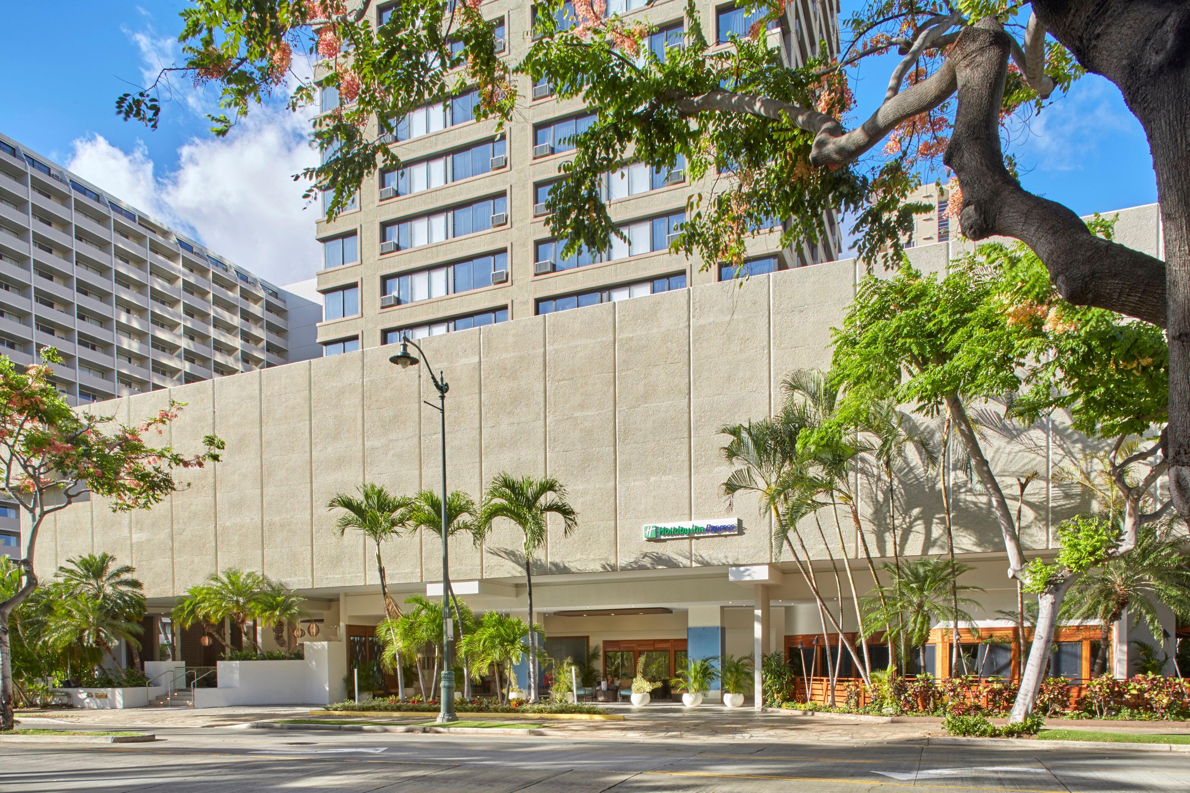 Holiday Inn Express Waikiki, An Ihg Hotel Гонолулу Экстерьер фото