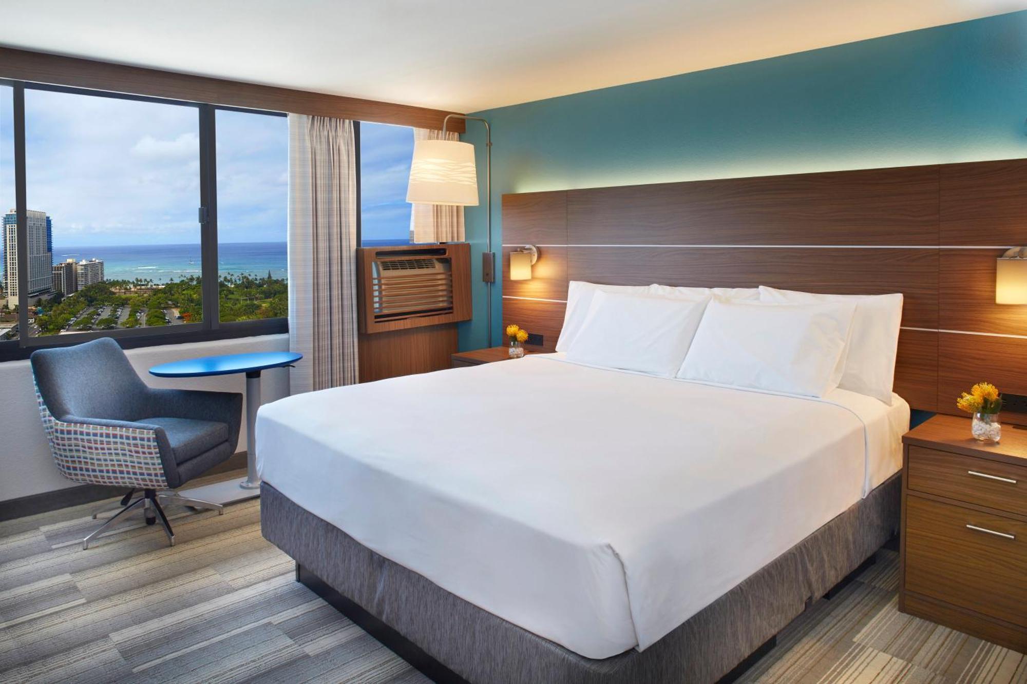 Holiday Inn Express Waikiki, An Ihg Hotel Гонолулу Экстерьер фото